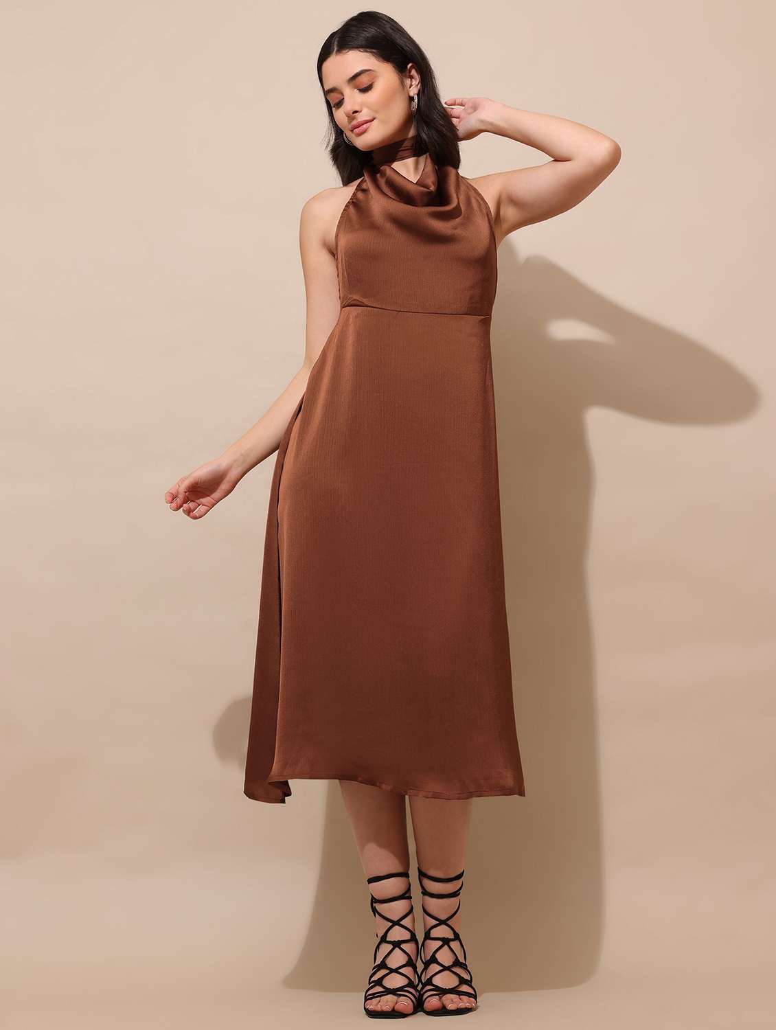 women solid halter neck a-line dress - 22541084 -  Standard Image - 2
