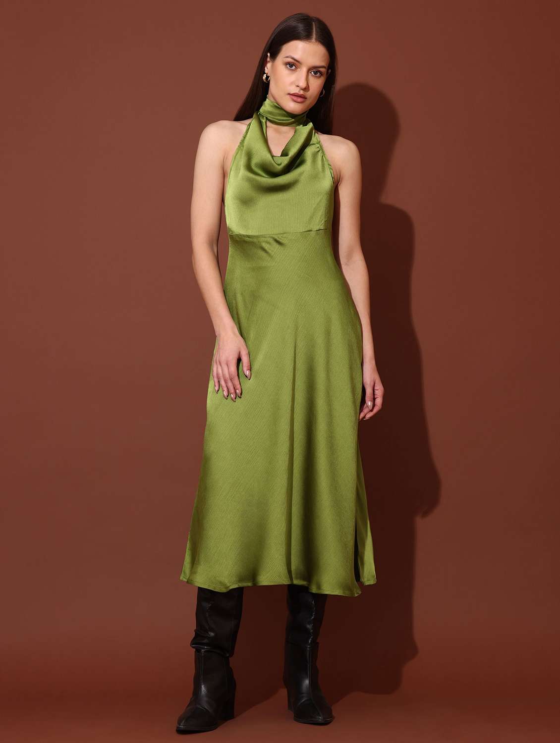 women solid halter neck a-line dress