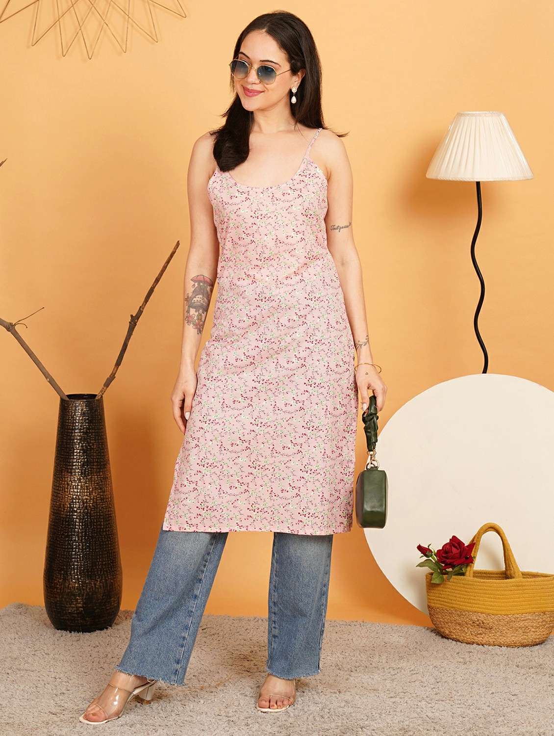 women floral shoulder strap straight kurta - 22541322 -  Standard Image - 2