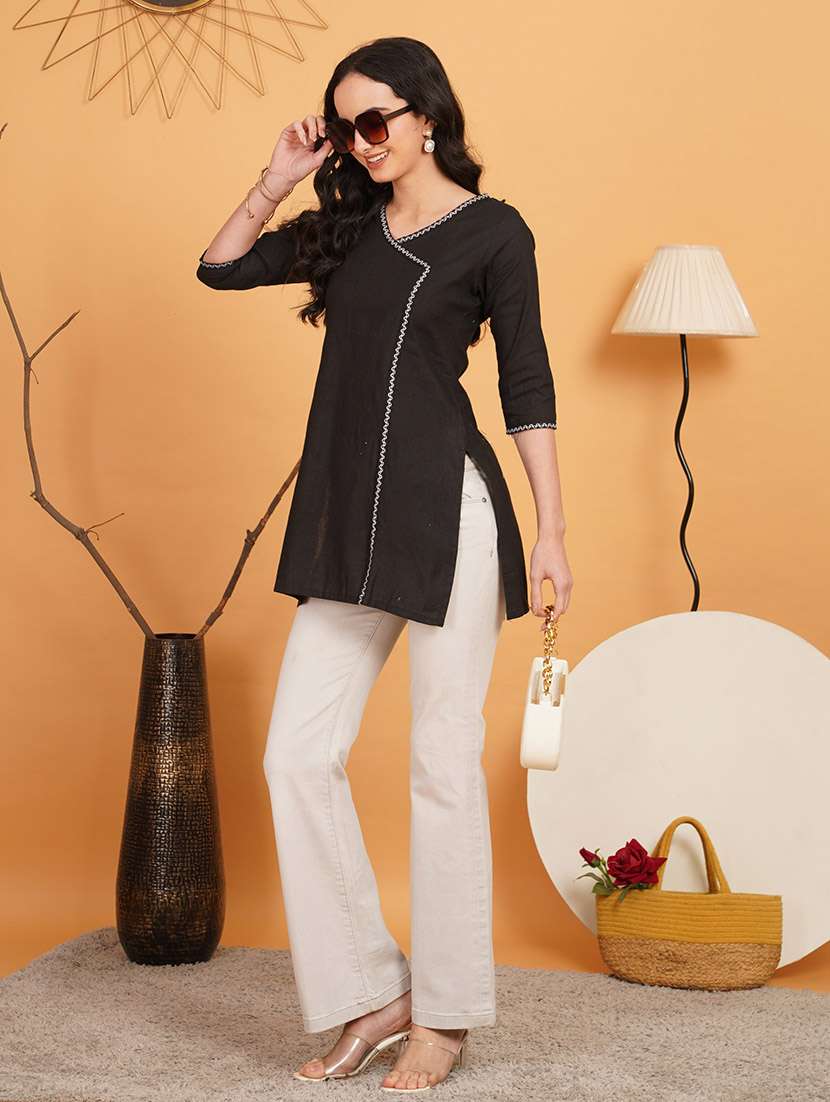 Women Embroidered Three Quarter Sleeve Straight Kurti - 22541467 -  Standard Image - 2