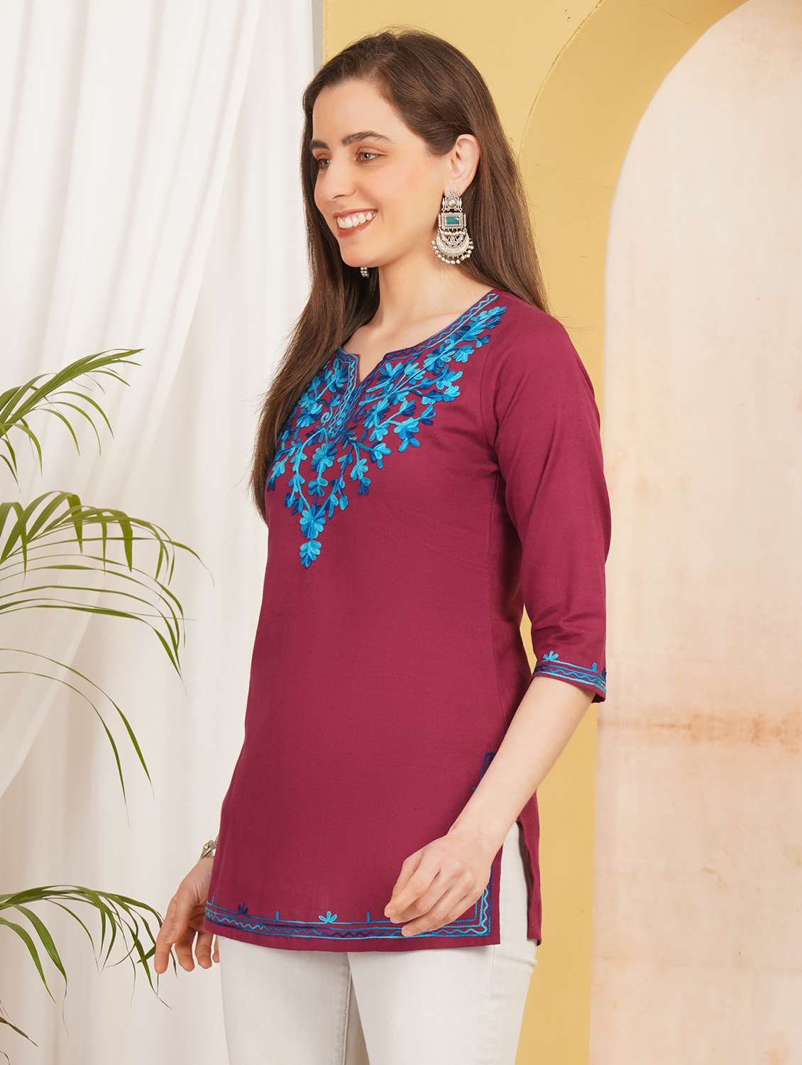 women embroidered notch neck straight kurti - 22541873 -  Standard Image - 2