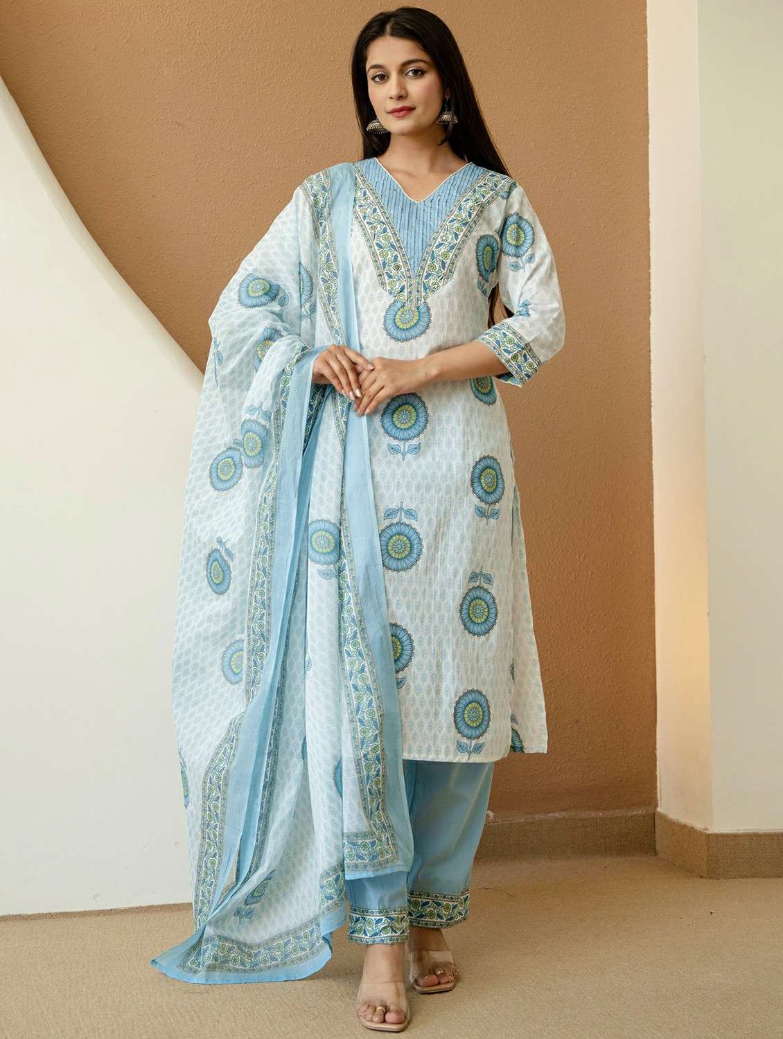 women printed three quarter sleeve kurta pant with dupatta set