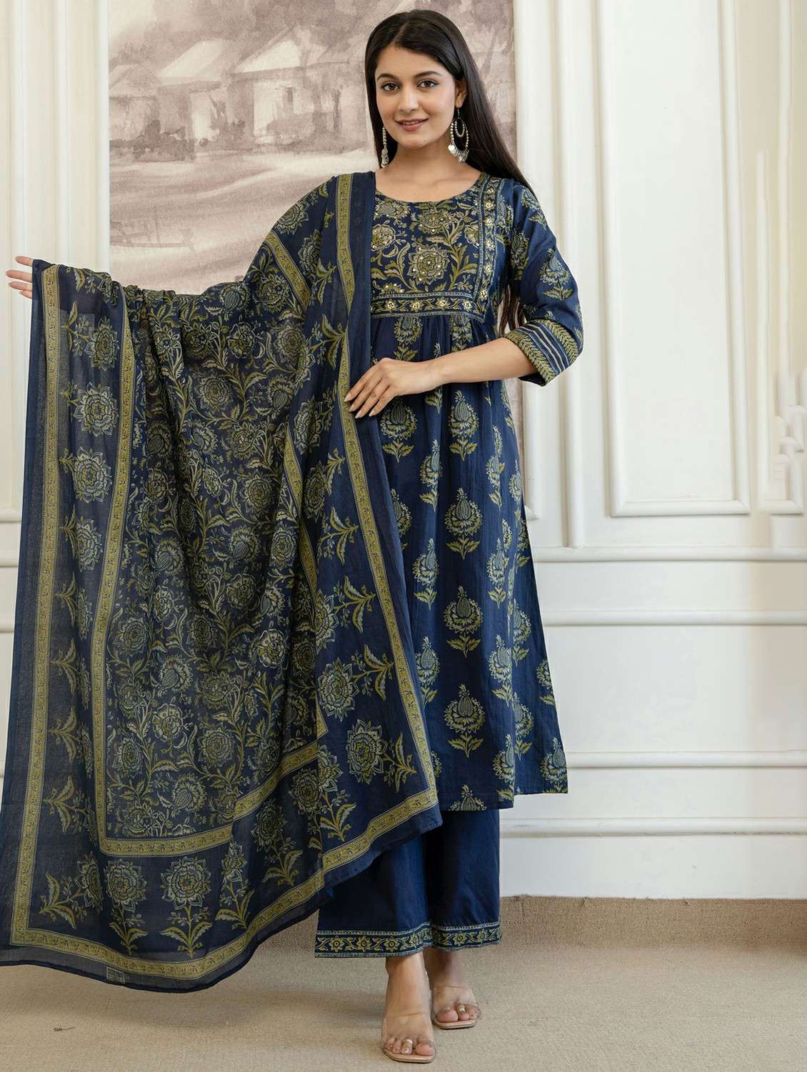 women printed three quarter sleeve kurta palazzo with dupatta set