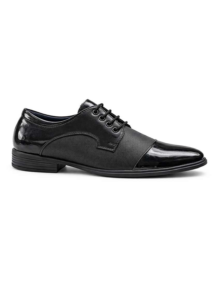 men textured lace up derby shoes - 22542086 -  Standard Image - 2