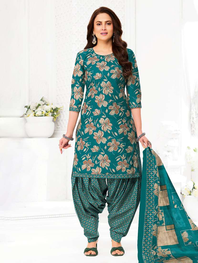 women printed three quarter sleeve kurta patiala with dupatta set