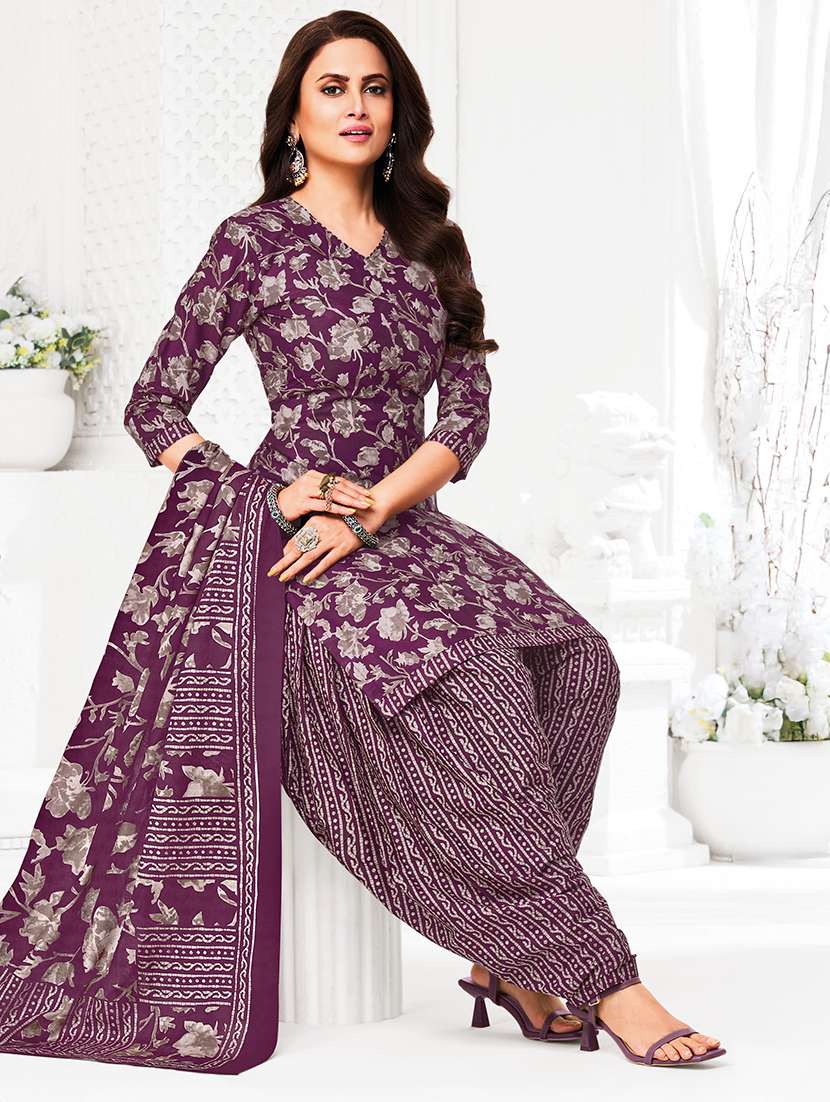 women printed three quarter sleeve kurta patiala with dupatta set - 22542121 -  Standard Image - 2