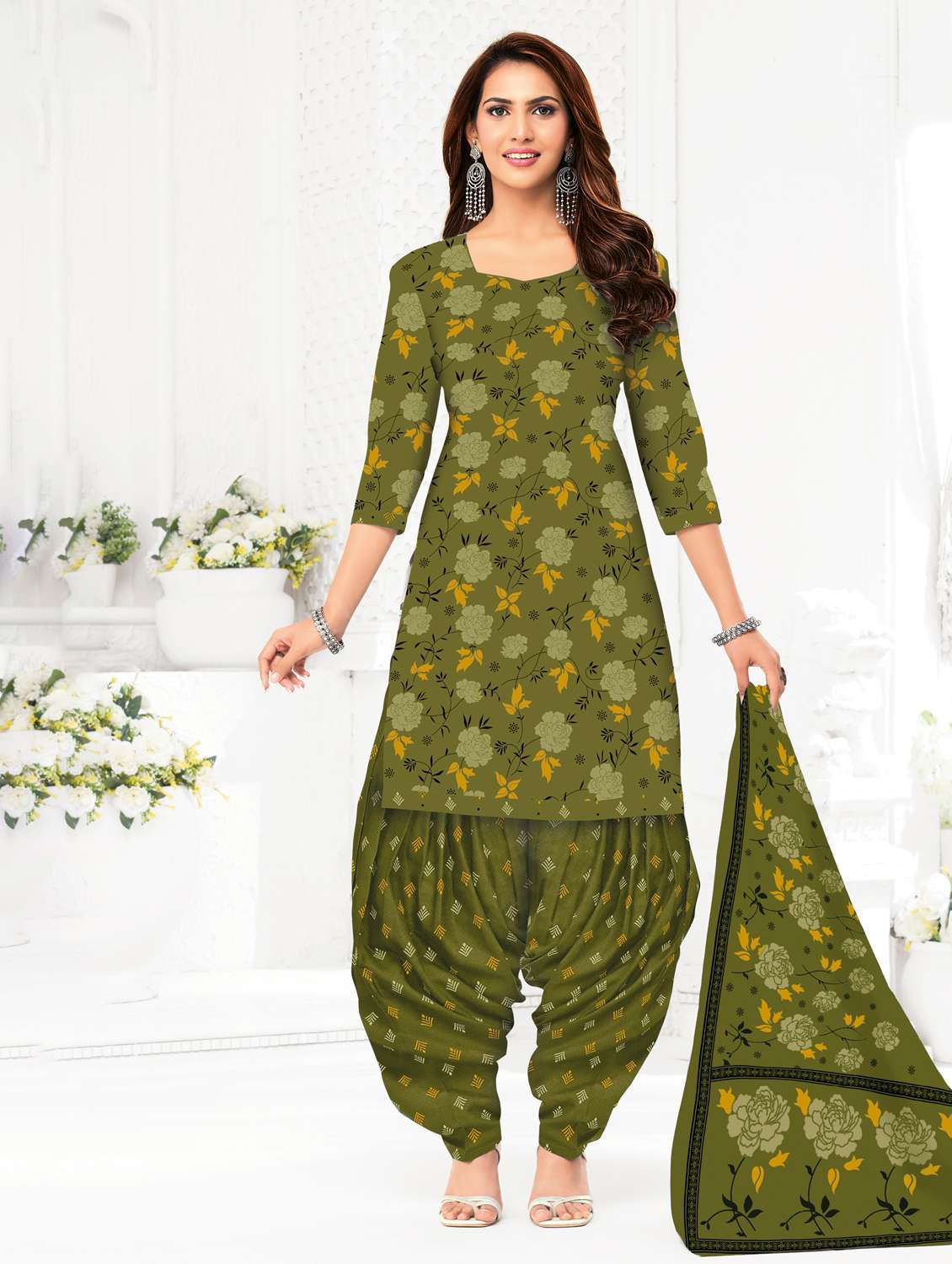 Women Printed Three Quarter Sleeve Kurta Patiala With Dupatta Set - 22542129 -  Standard Image - 2