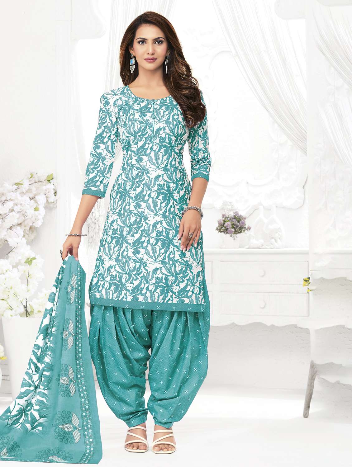 women printed three quarter sleeve kurta patiala with dupatta set - 22542131 -  Standard Image - 2