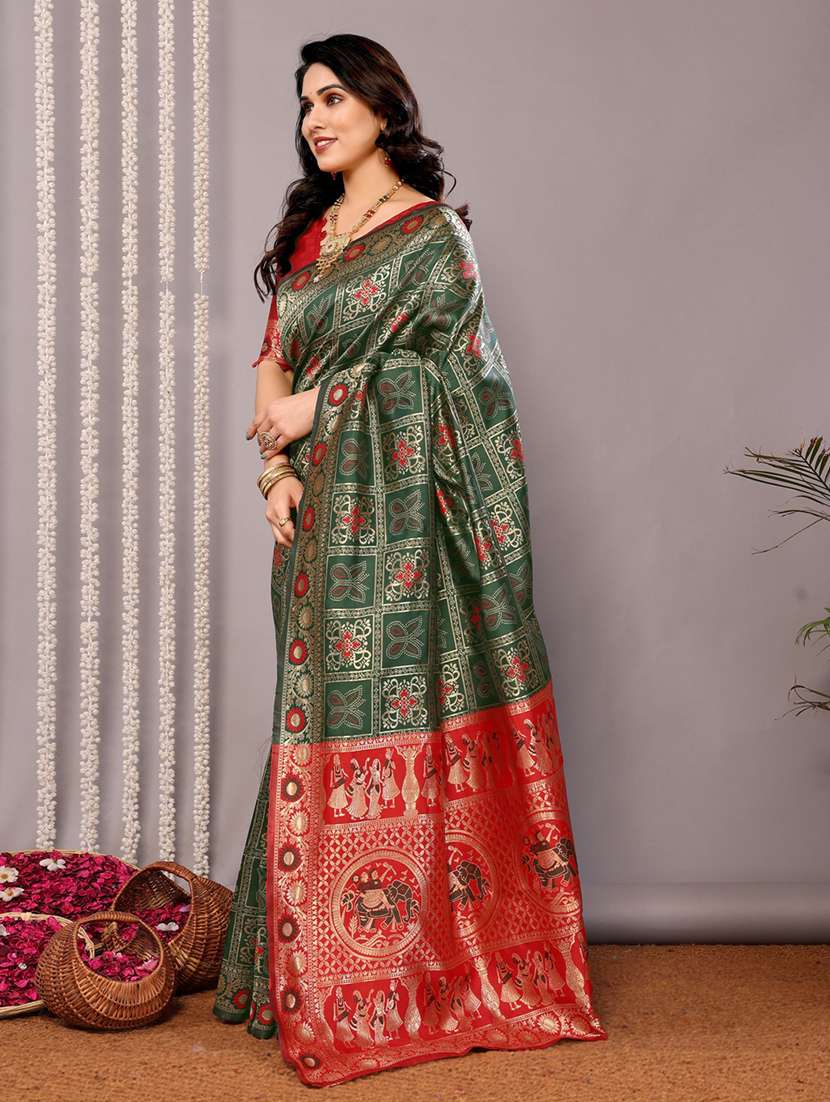 women self design banarasi saree with blouse - 22542156 -  Standard Image - 2