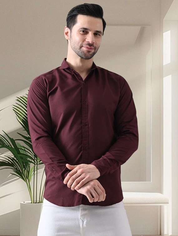 Men Solid Collared Slim Fit Casual Shirt - 22542270 -  Standard Image - 2