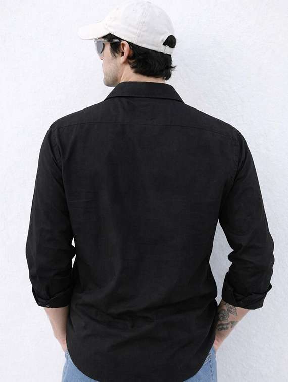 Men Solid Collared Regular Fit Casual Shirt - 22542637 -  Standard Image - 2
