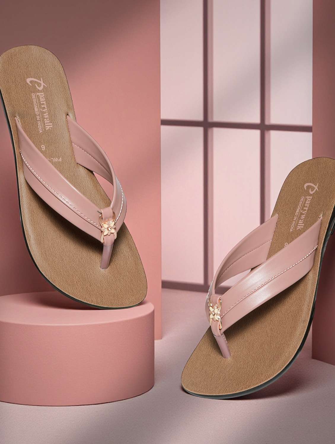 women embellished toe separator flat sandal