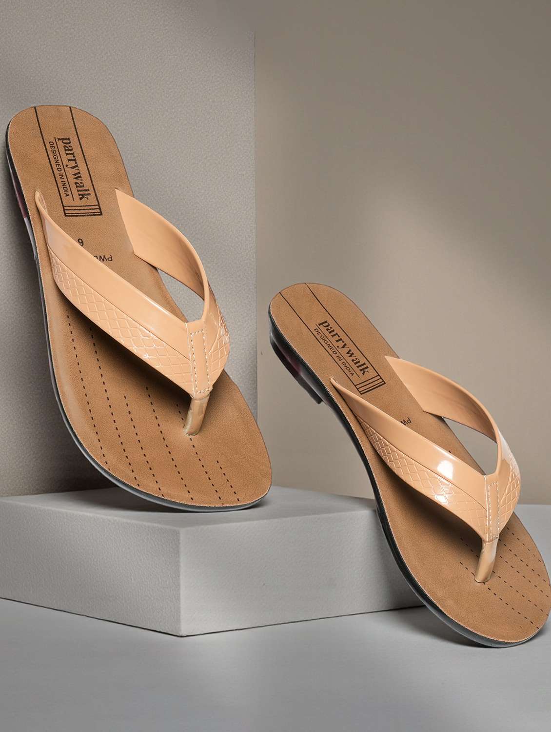 women textured toe separator flat sandal
