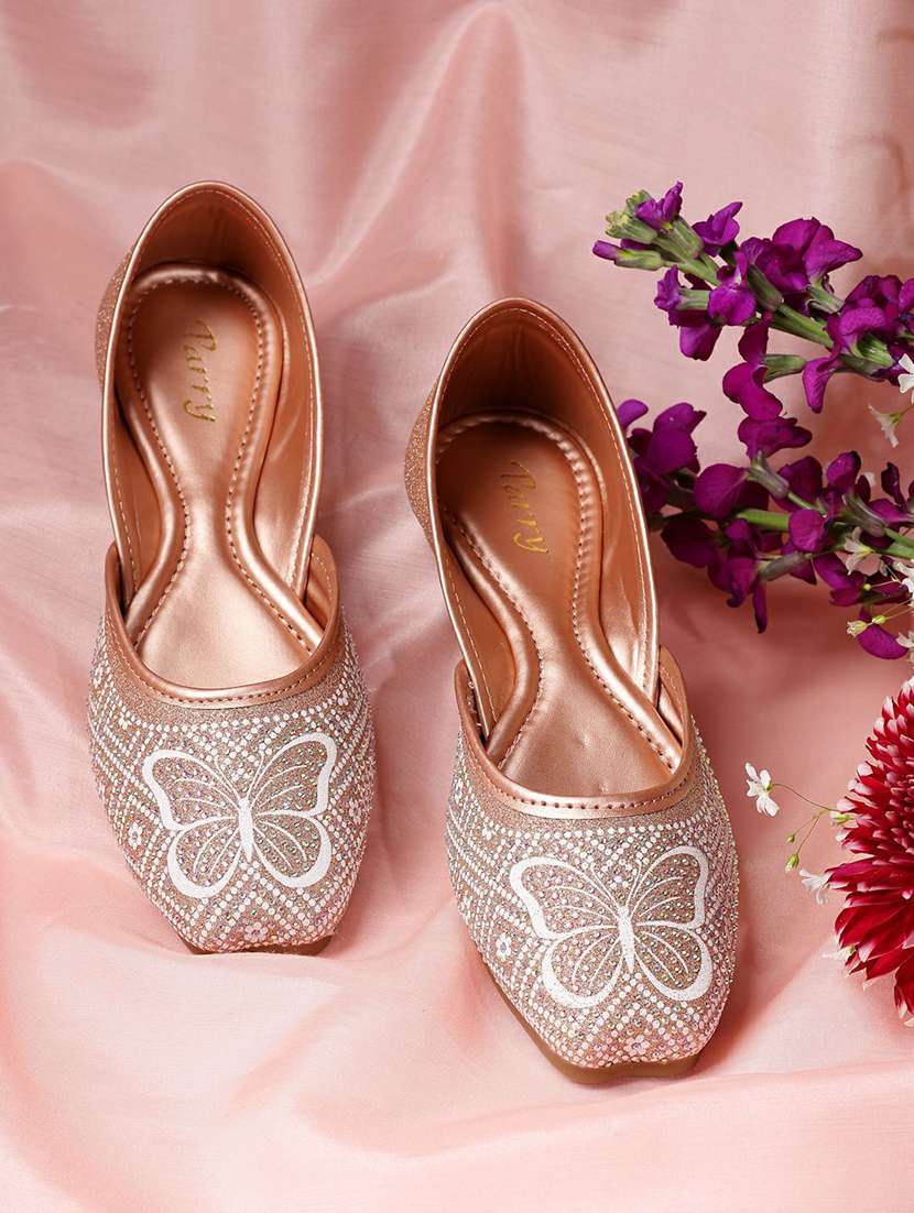 women embellished slip on jutis