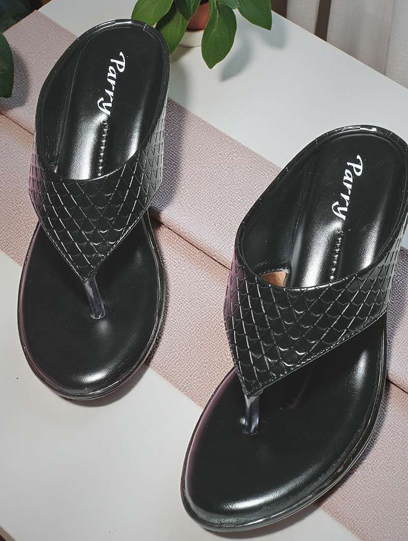 women textured toe separator wedges