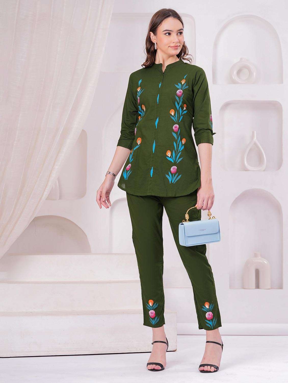 women printed three quarter sleeve ethnic co-ord set