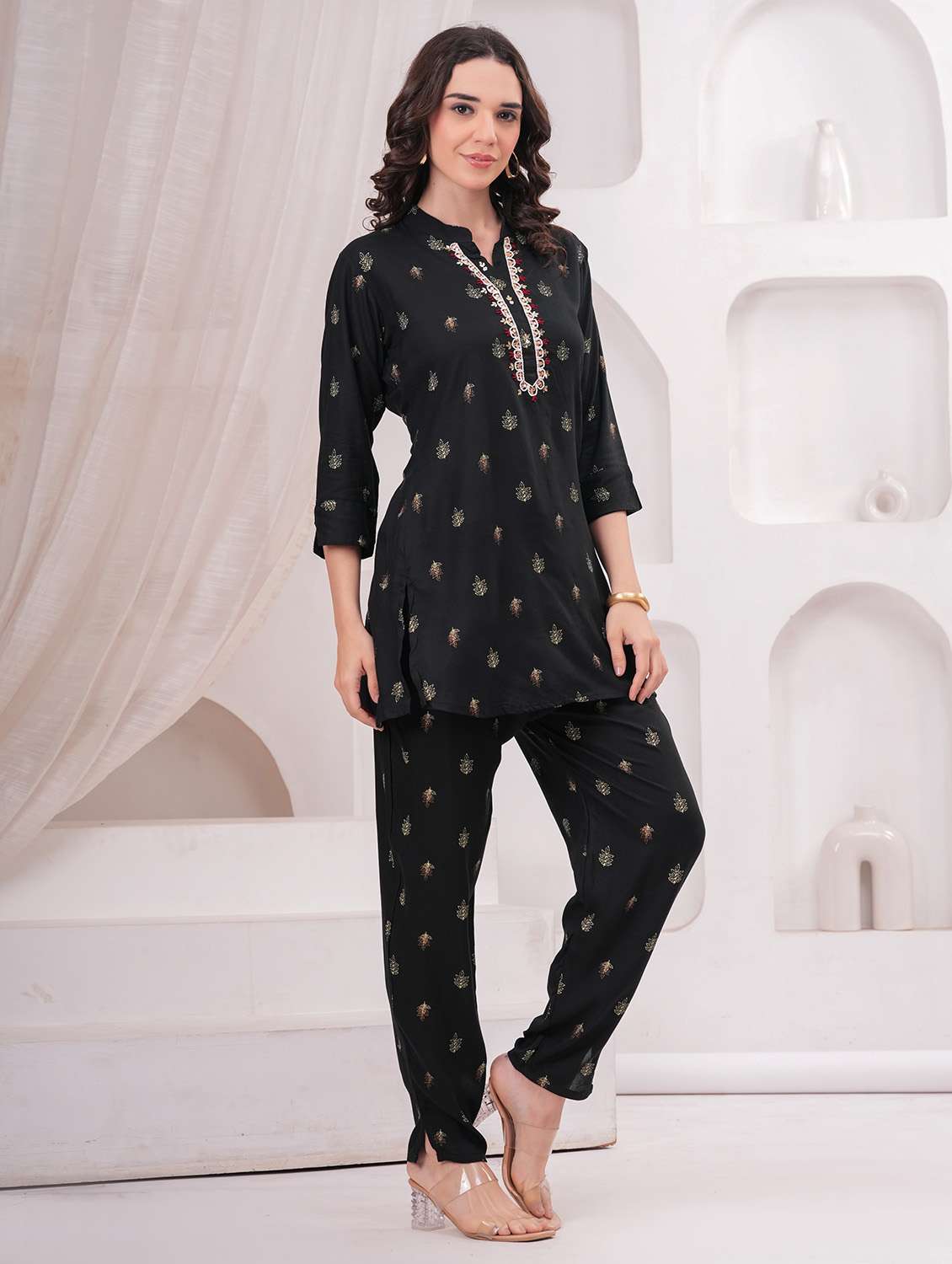 women printed three quarter sleeve ethnic co-ord set - 22543215 -  Standard Image - 2