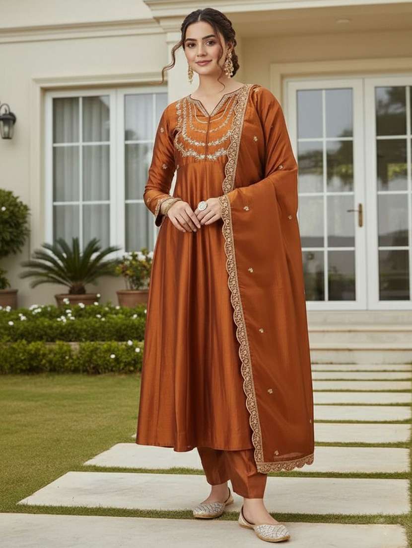 women embroidered long sleeves kurta pant set with dupatta