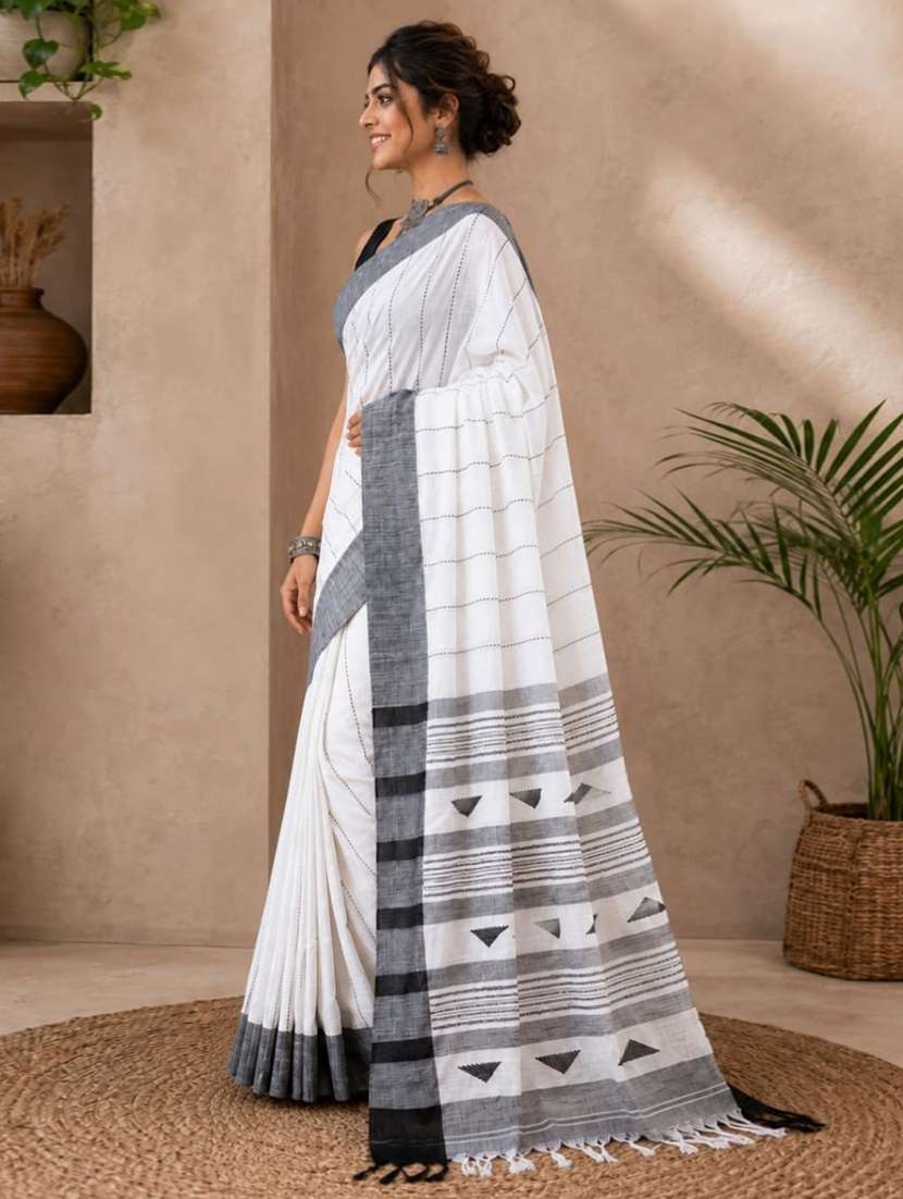 women self design handloom saree with blouse - 22543925 -  Standard Image - 2