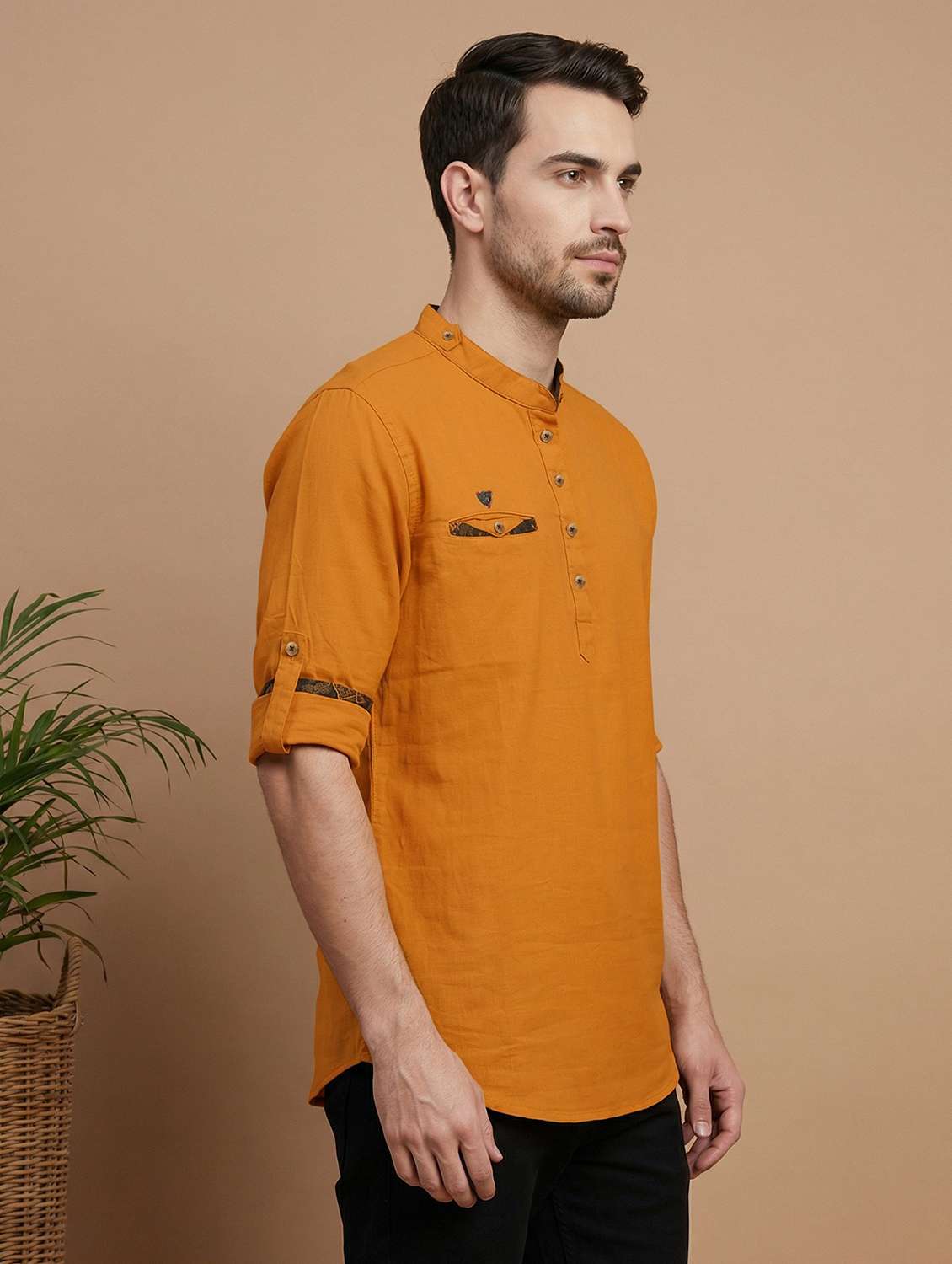 men solid mandarin neck short kurta - 22543960 -  Standard Image - 2
