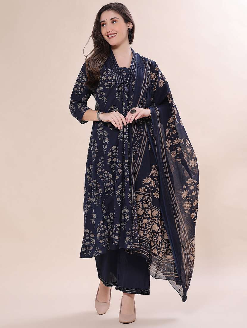 Women Printed Three Quarter Sleeves Kurta Pant With Dupatta Set - 22546277 -  Standard Image - 2