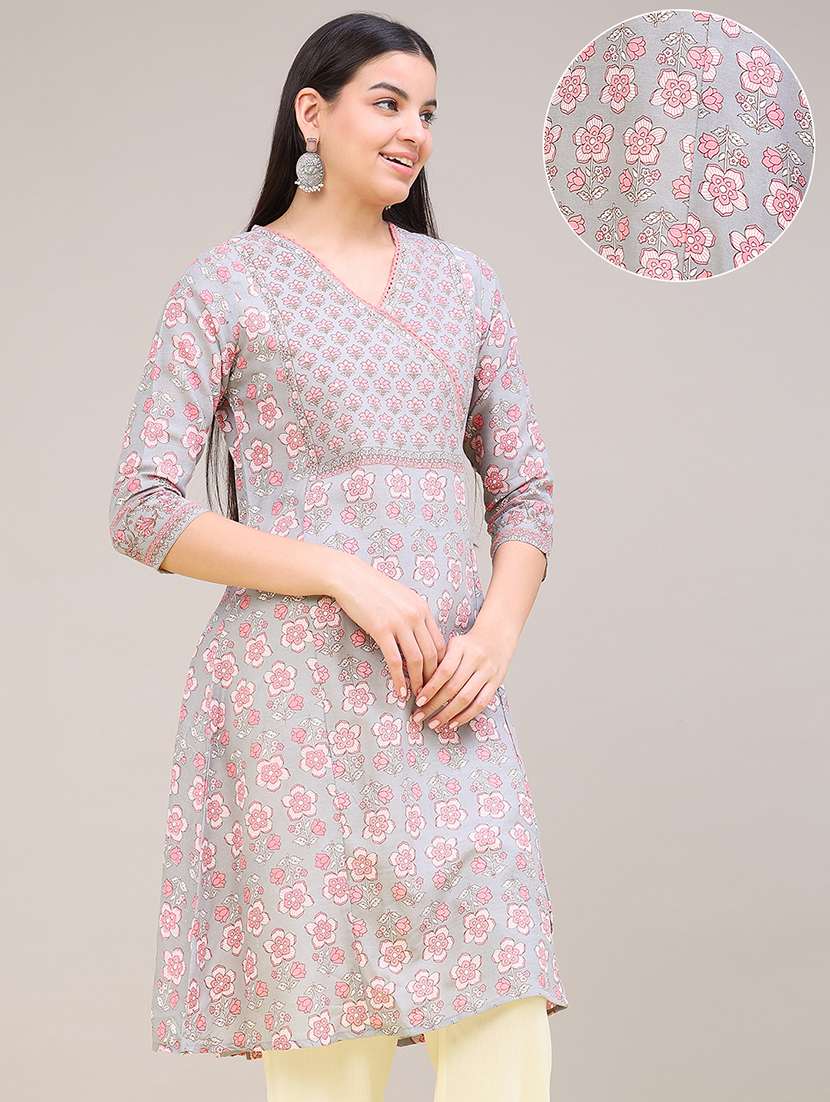 Women Printed Three Quarter Sleeves A-line Kurta - 22547357 -  Standard Image - 2
