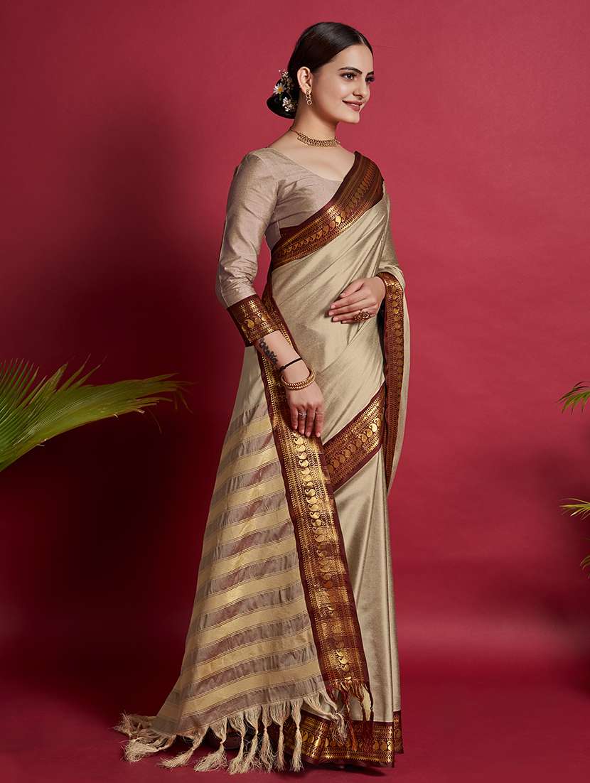 women solid with bordered saree with blouse - 22548111 -  Standard Image - 2