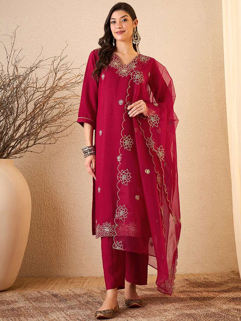 women embroidered three quarter sleeve kurta pant with dupatta set - 22548117 -  Standard Image - 2