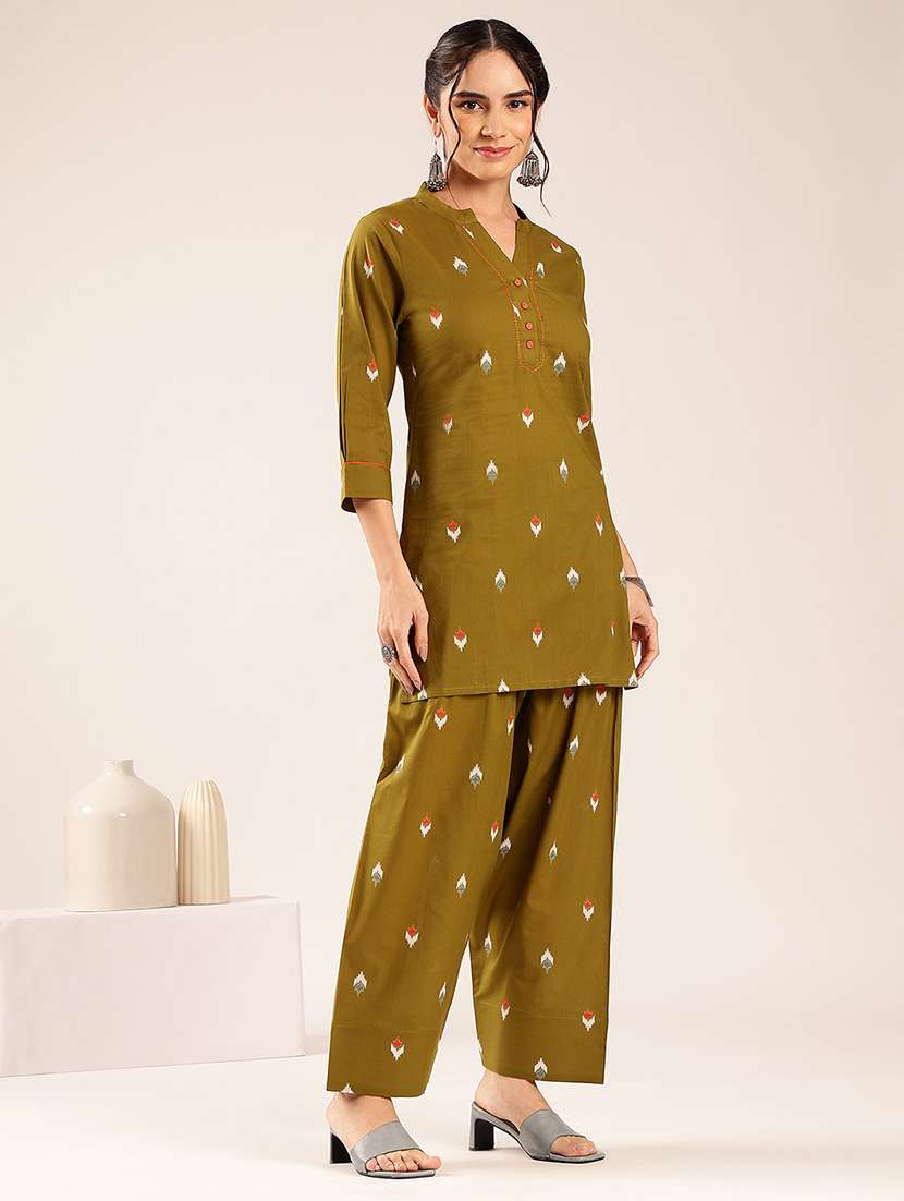 women printed three quarter sleeves ethnic co-ord set - 22548343 -  Standard Image - 2