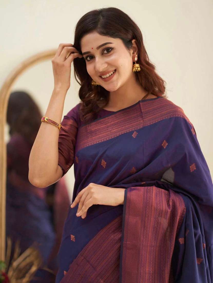 women self design banarasi saree with blouse - 22548570 -  Standard Image - 2
