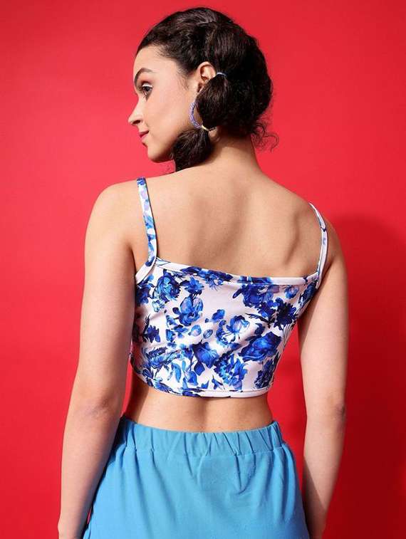 women printed shoulder strap crop top - 22549021 -  Standard Image - 2