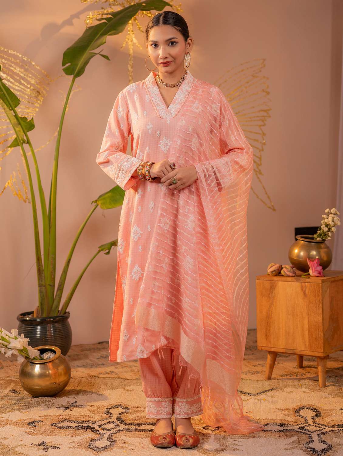 women embroidered long sleeve kurta salwar with dupatta set