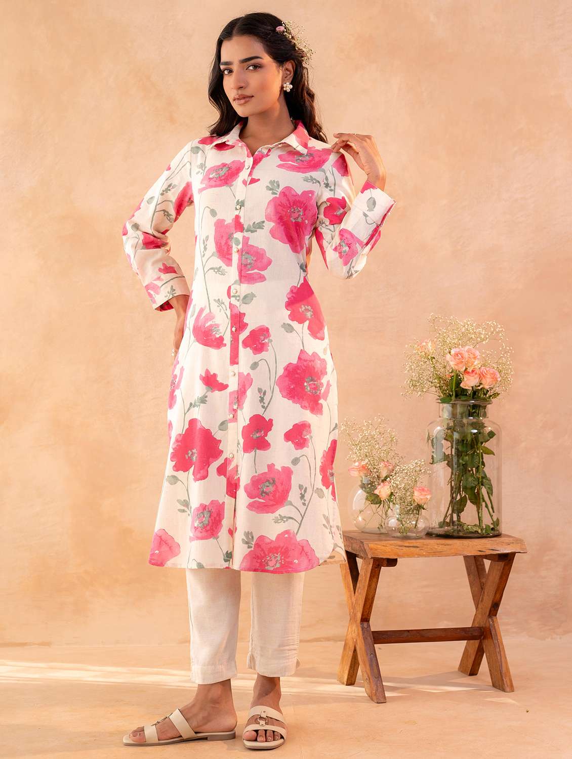 women printed long sleeves straight kurta