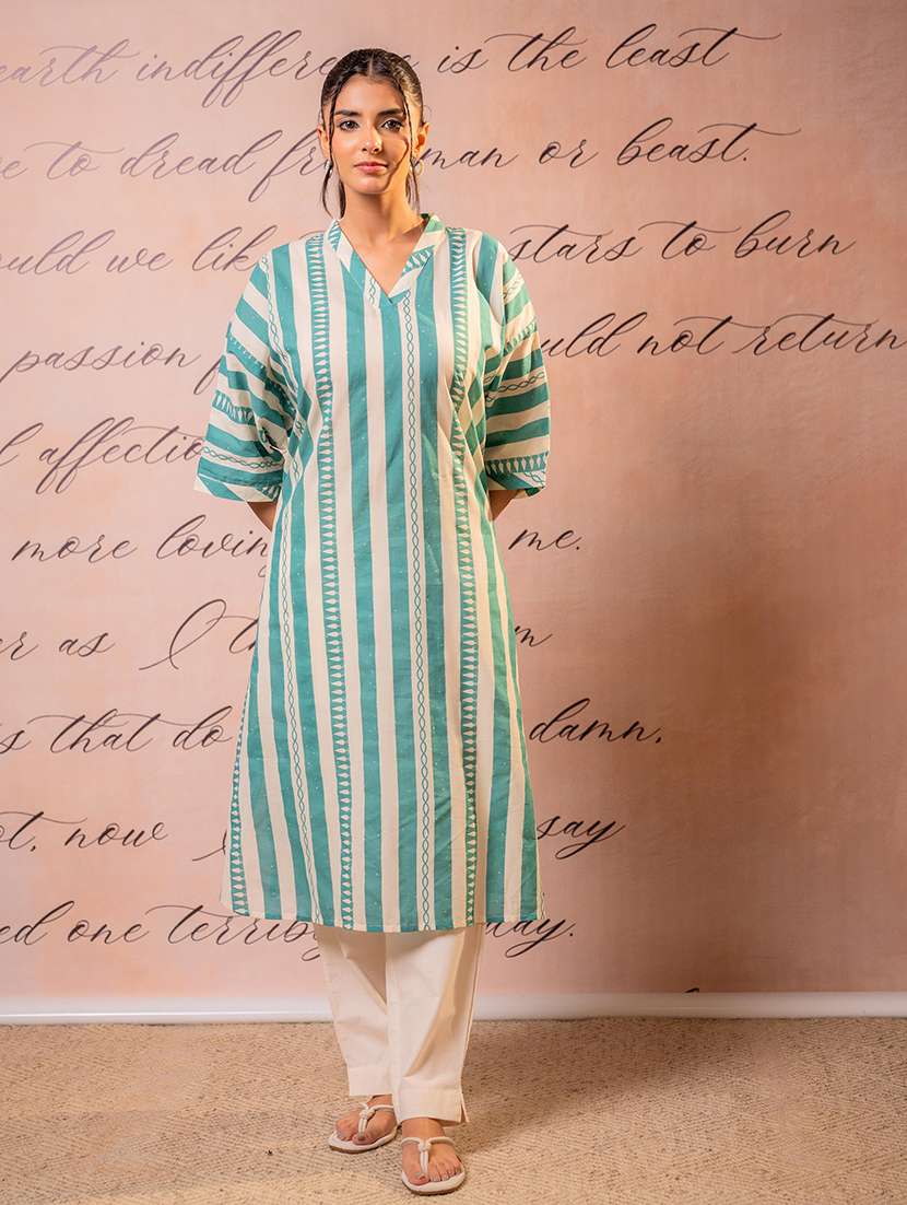 women printed three quarter sleeves straight kurta