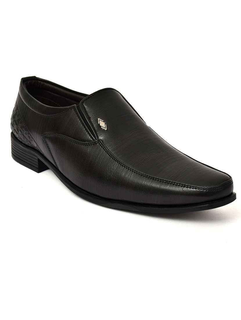men solid slip on formal shoes - 22550335 -  Standard Image - 2