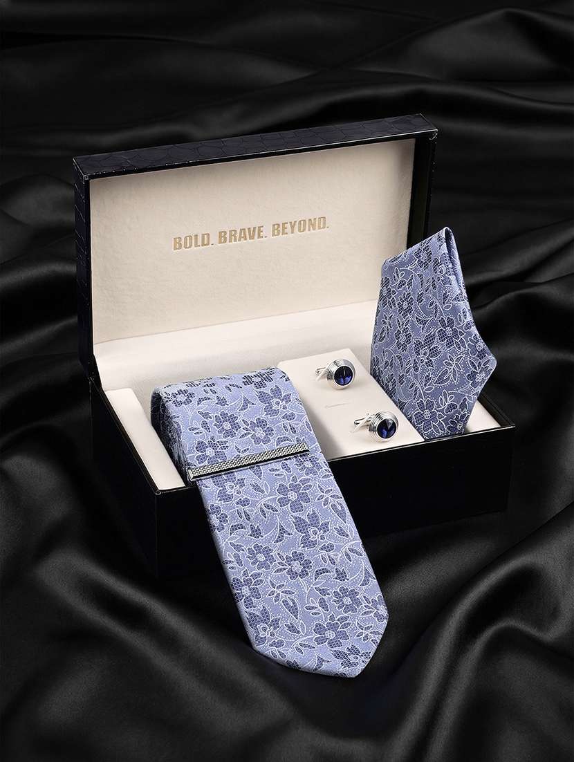louis stitch blue floral tie pocket square and cufflink set - 22550364 -  Standard Image - 2