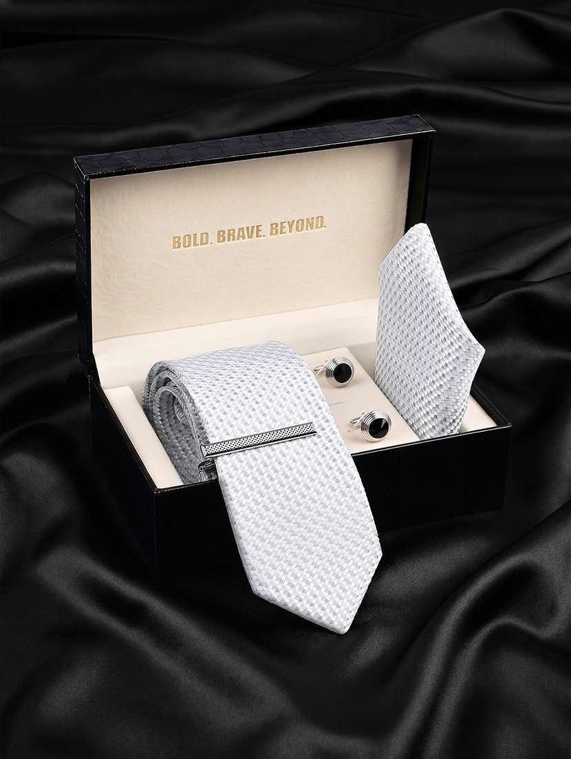 men necktie with cufflinks accessory gift set - 22550375 -  Standard Image - 2