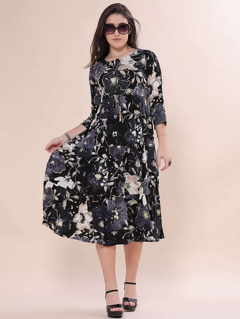 women printed three quarter sleeves tiered dress