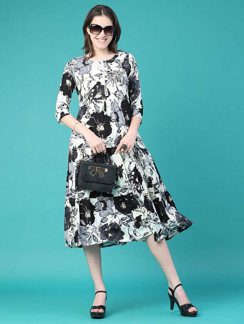 women printed three quarter sleeves tiered dress