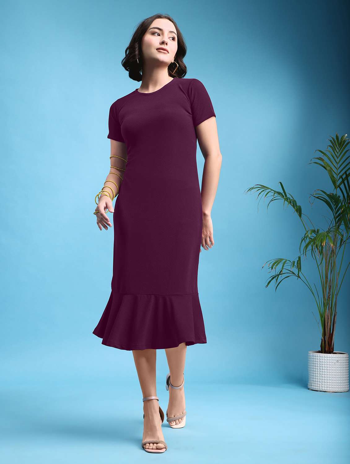women solid round neck sheath dress
