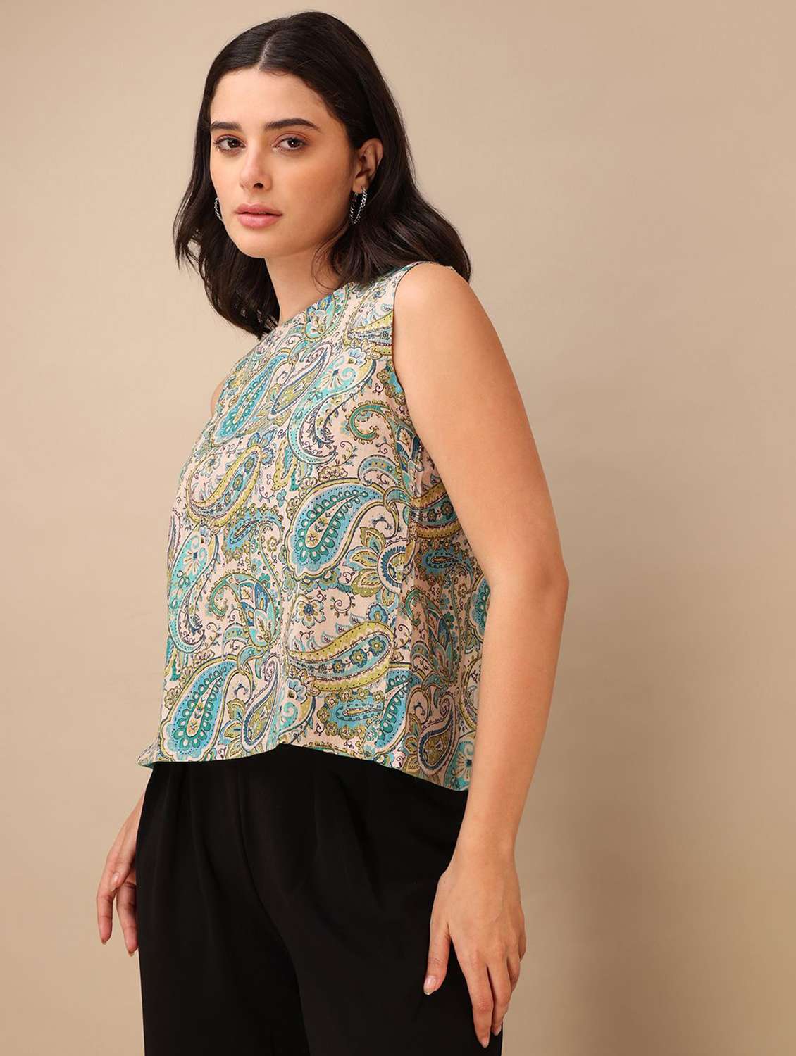 green cotton blend crop top - 22553629 -  Standard Image - 2