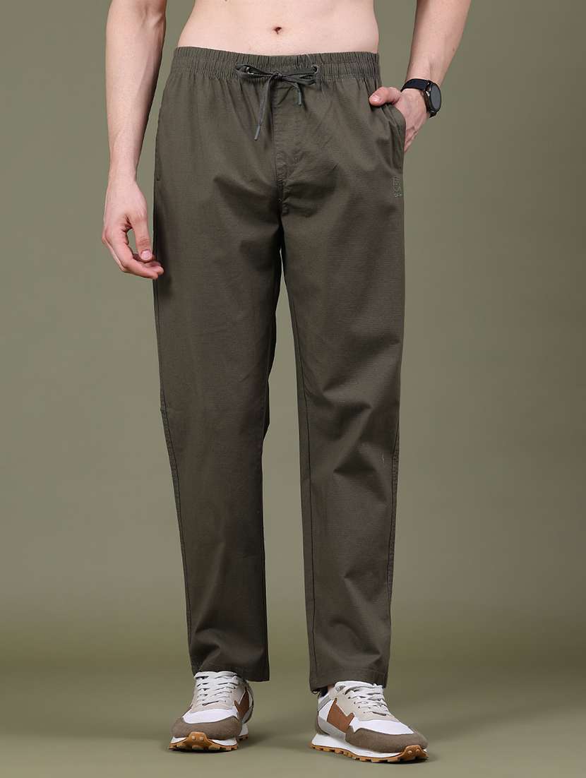 men self design mid rise flat front casual trouser