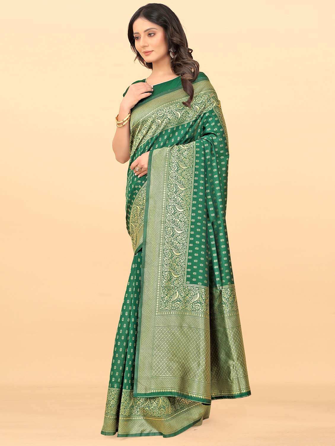 women self design banarasi saree with blouse - 22554530 -  Standard Image - 2