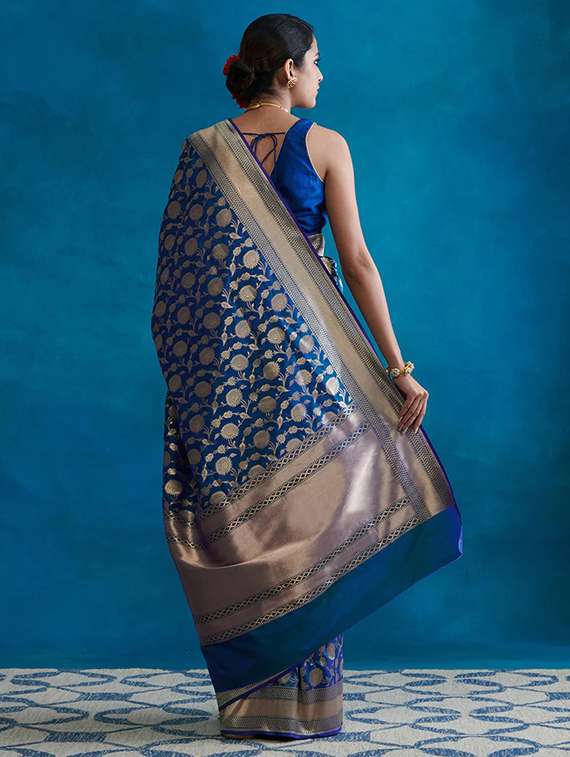 women self design banarasi saree with blouse - 22554564 -  Standard Image - 2