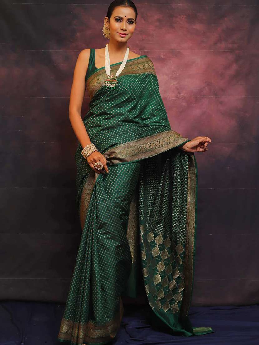 women self design banarasi saree with blouse - 22554582 -  Standard Image - 2