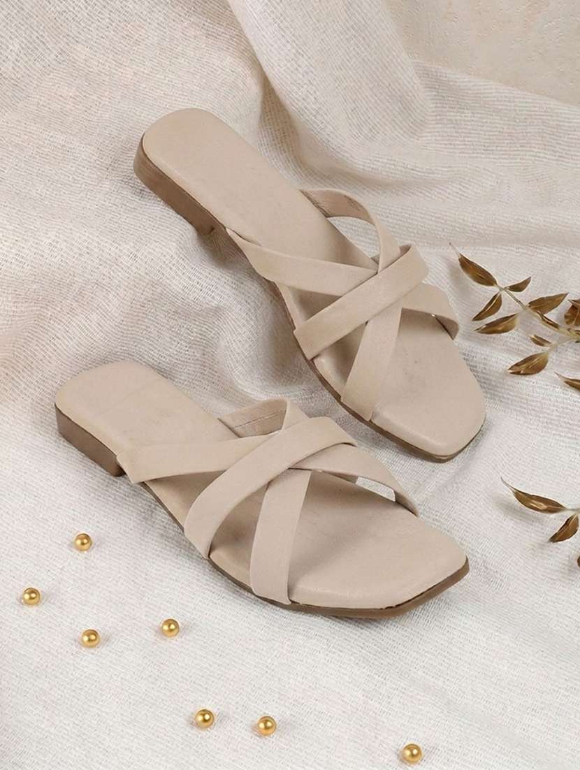 women solid slip on flats