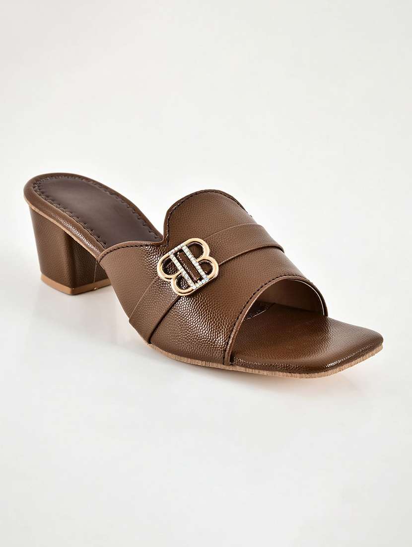 Women Solid Slip On Sandal - 22554644 -  Standard Image - 2