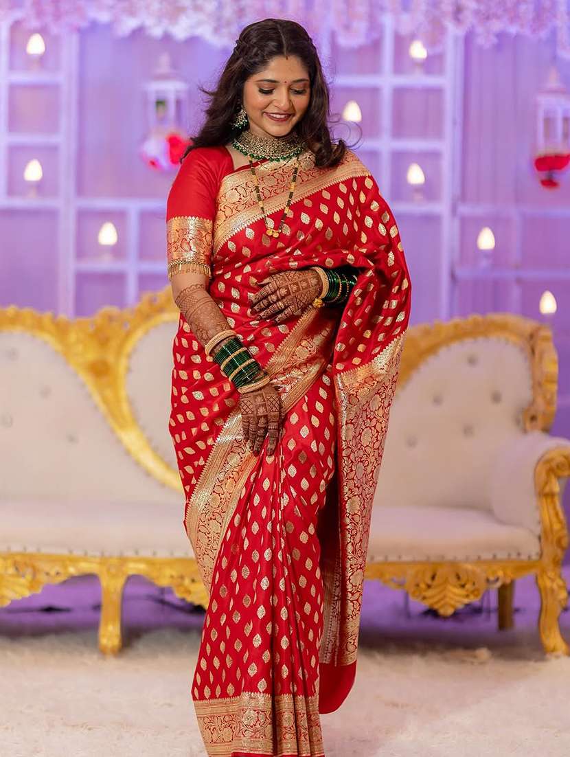 women self design banarasi saree with blouse - 22554683 -  Standard Image - 2