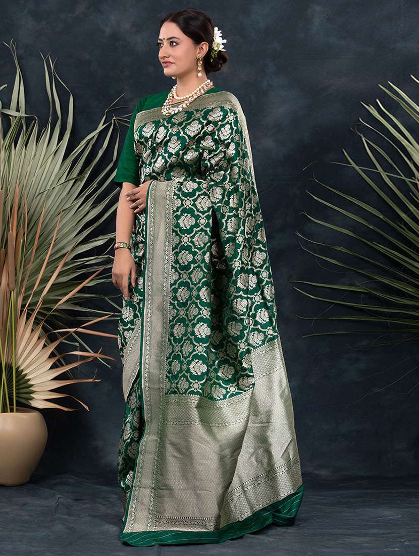 women self design banarasi saree with blouse - 22554685 -  Standard Image - 2
