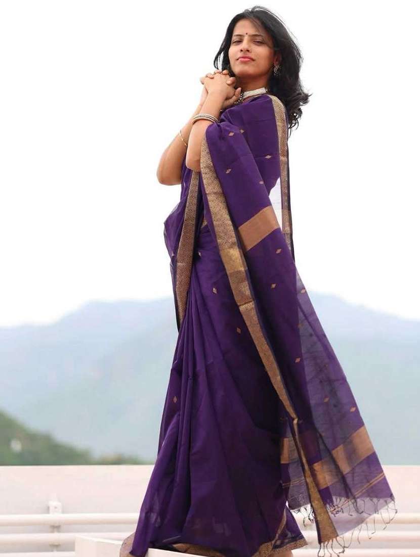 women self design bordered saree with blouse - 22554719 -  Standard Image - 2